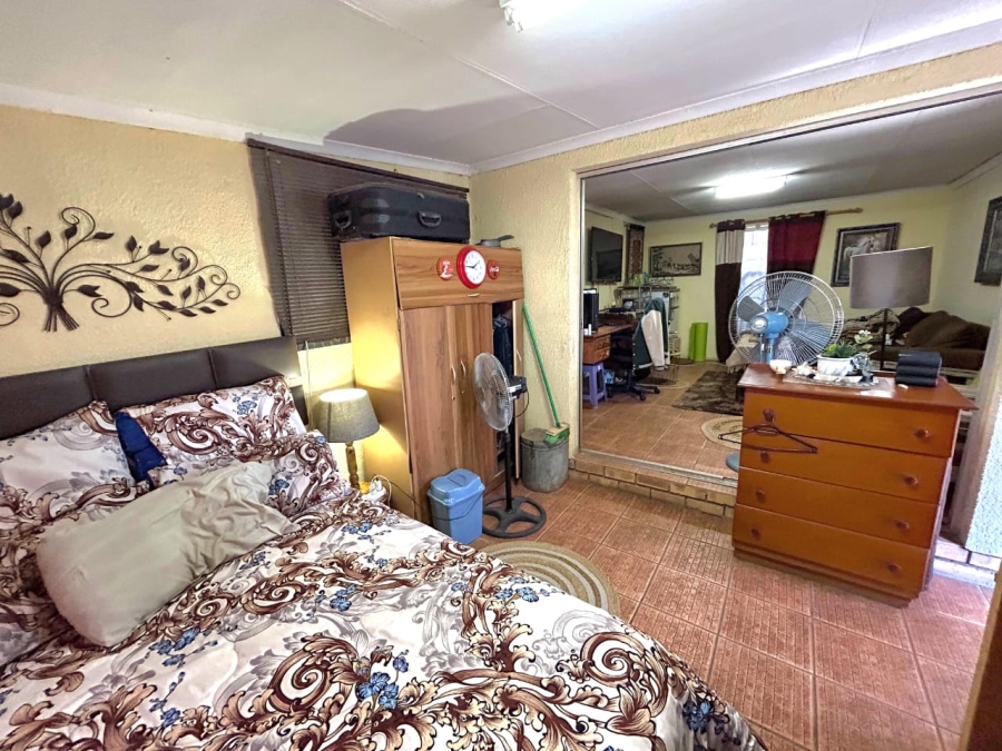 6 Bedroom Property for Sale in Brits North West
